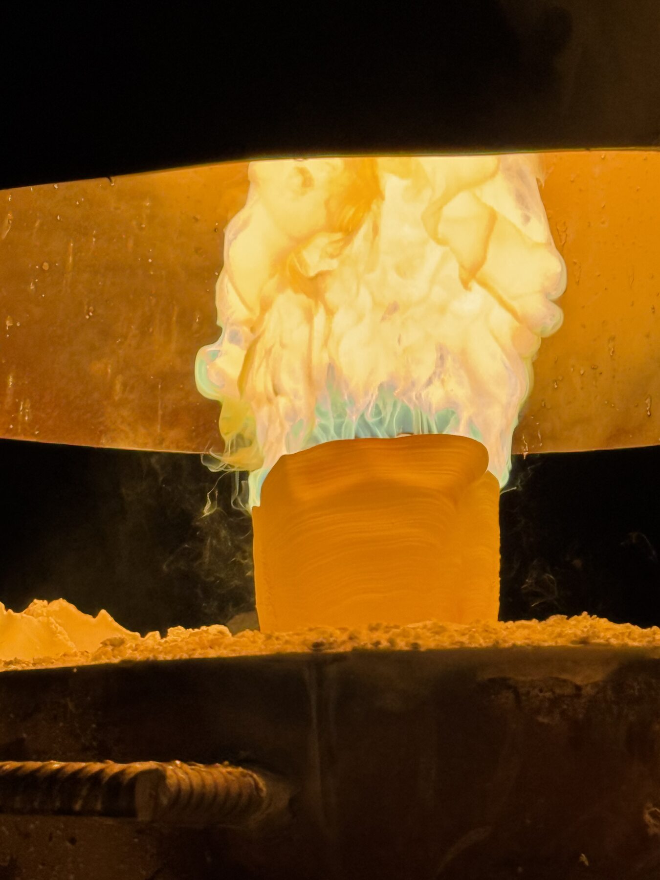 Zinc oxide furnace, production floor